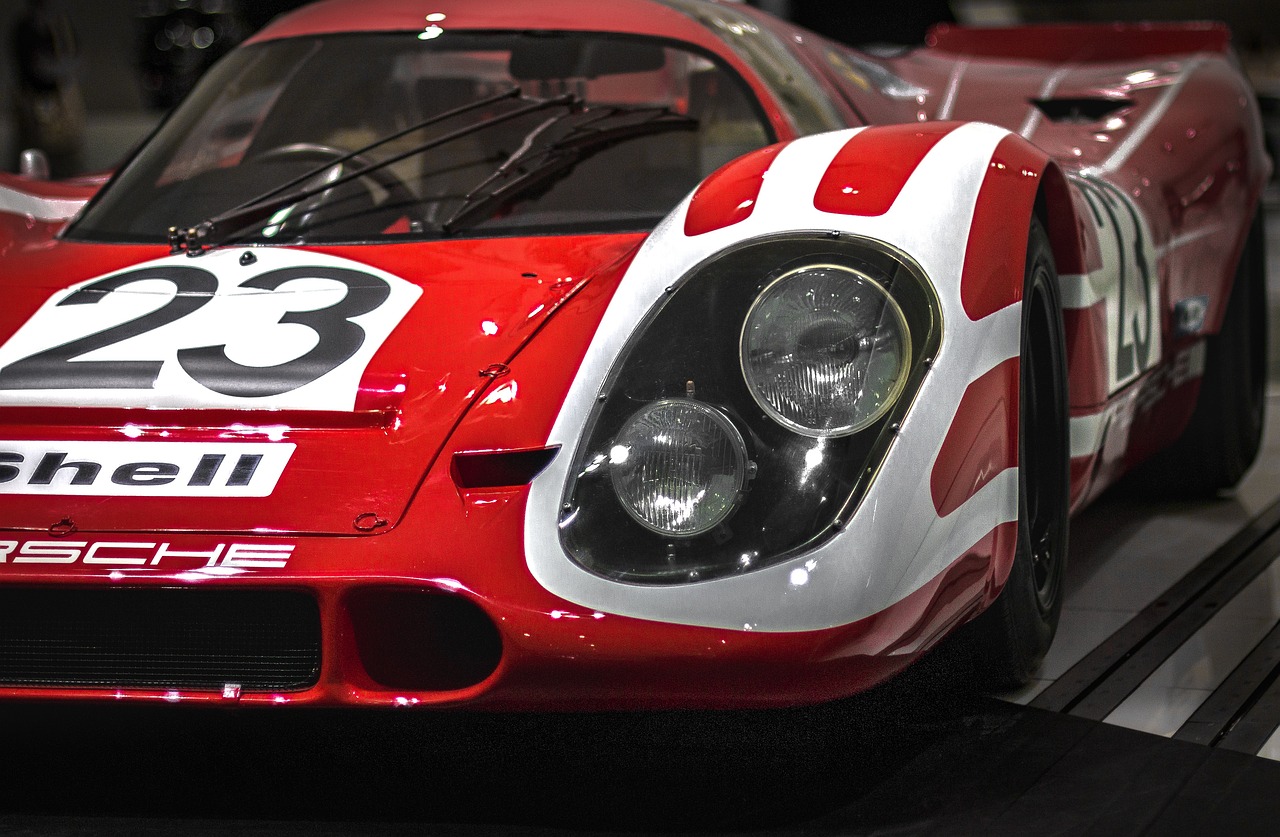 銀河L7與榮威D5X對(duì)比，哪個(gè)更符合你的需求選擇？