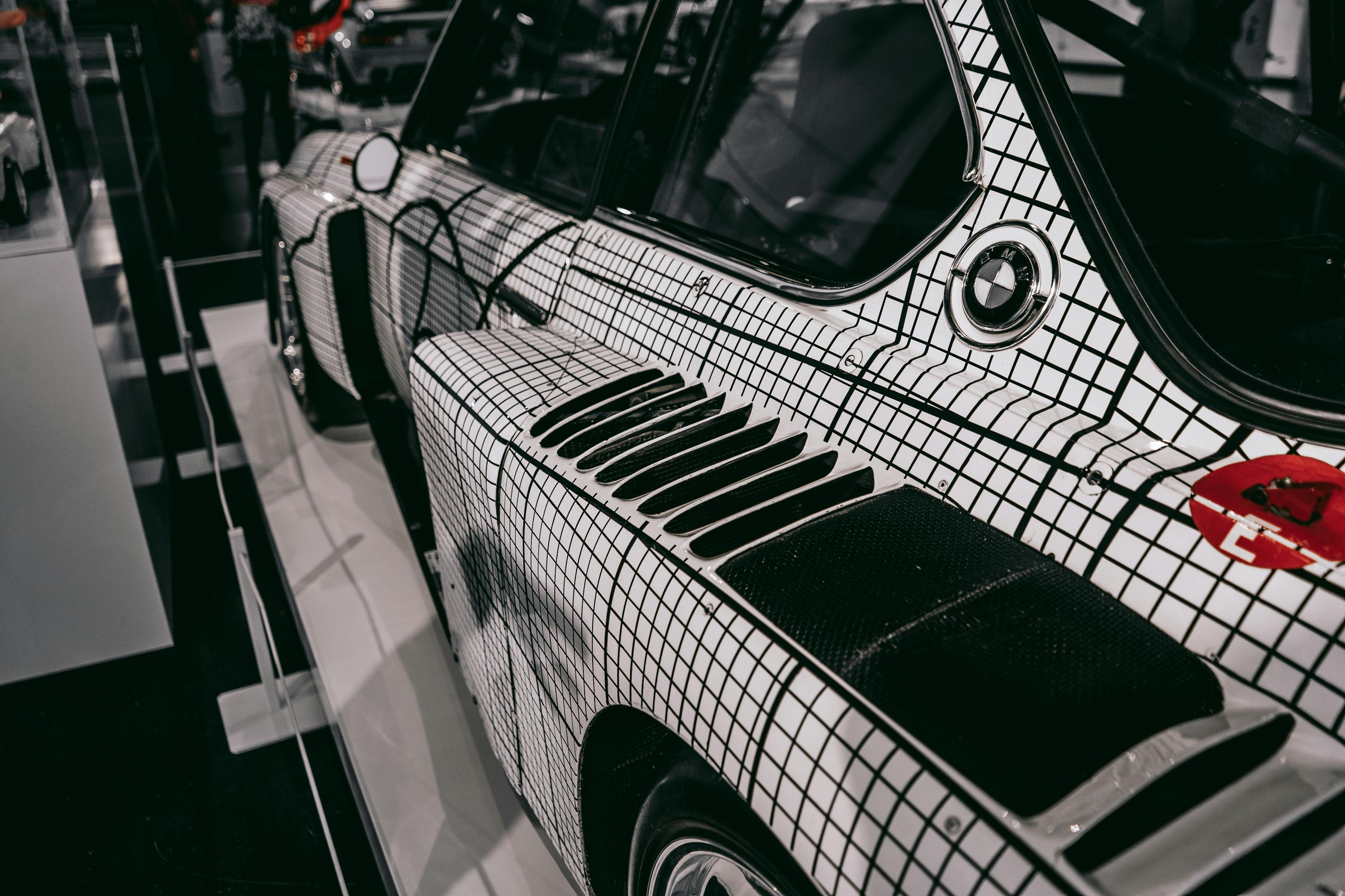 寶馬雙腎格柵LED燈，設(shè)計與技術(shù)的完美融合